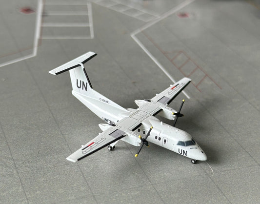 1:400 United Nations Dash 8 Q100 3D Design Deck