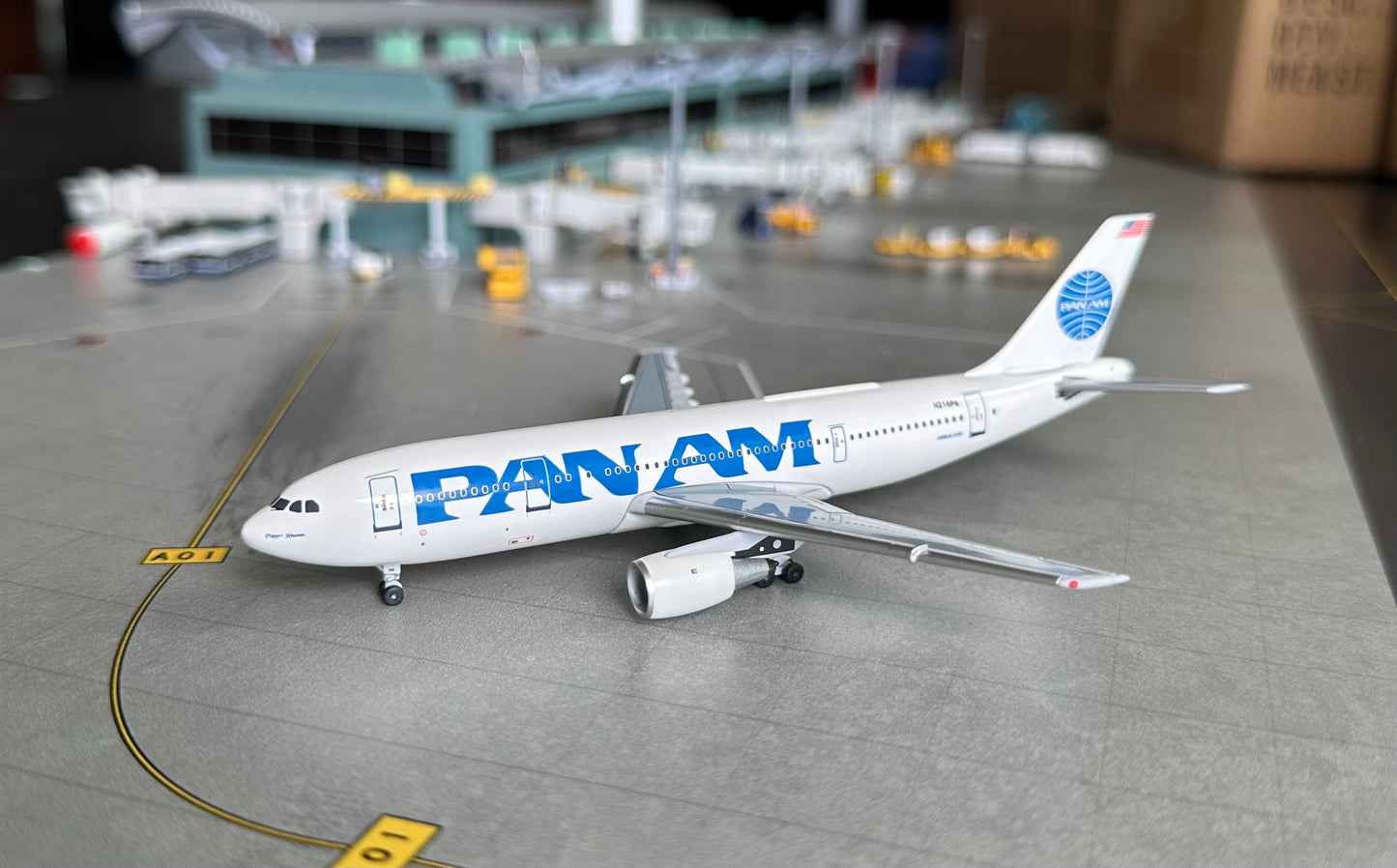 1:400 Pan Am A300-BA N216PA AeroClassics