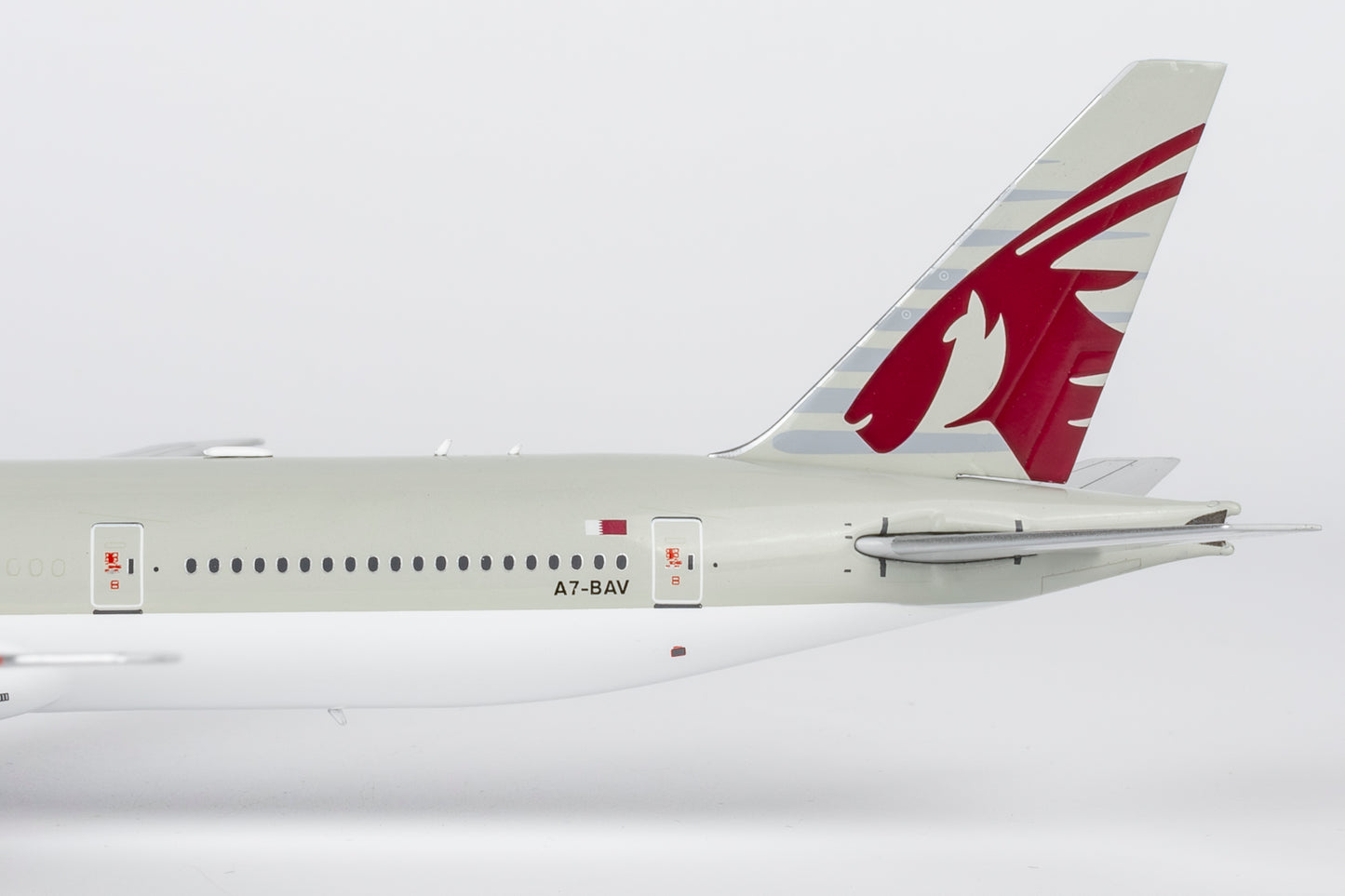 1:400 Qatar Airways B777-300ER A7-BAV NG Models