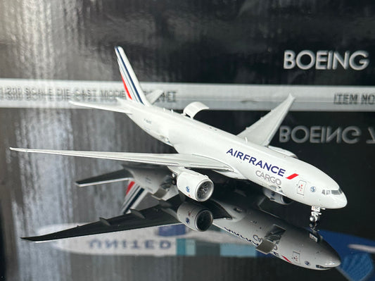 1:400 Air France Cargo B777-200LRF Interactive Series* Gemini Jets