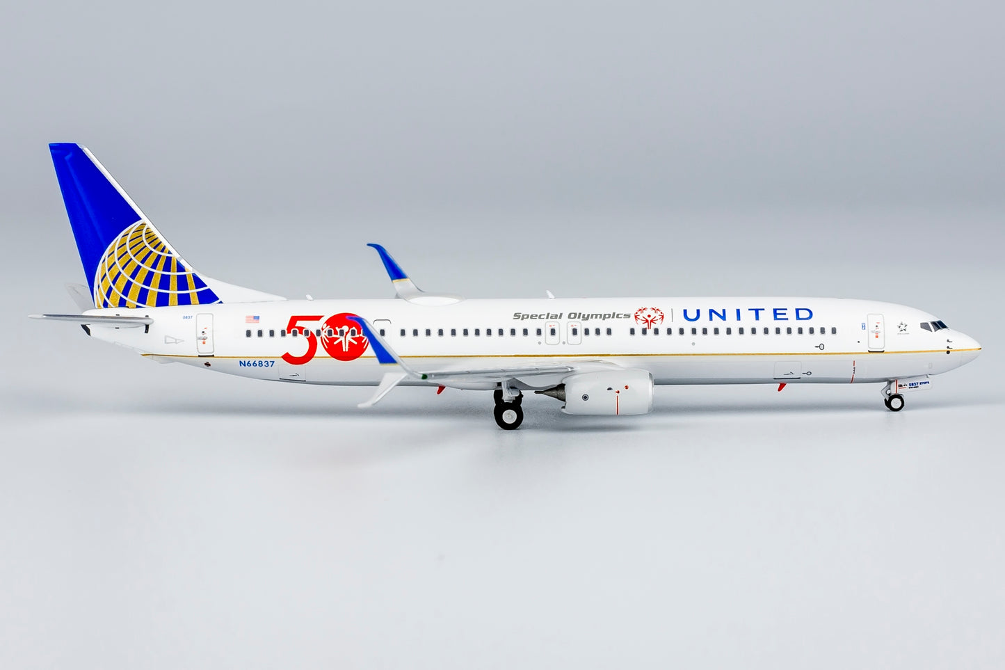 1:400 United Airlines B737-900ER "CO-UA merged livery; with scimitar winglets; Special Olympics" NG Models