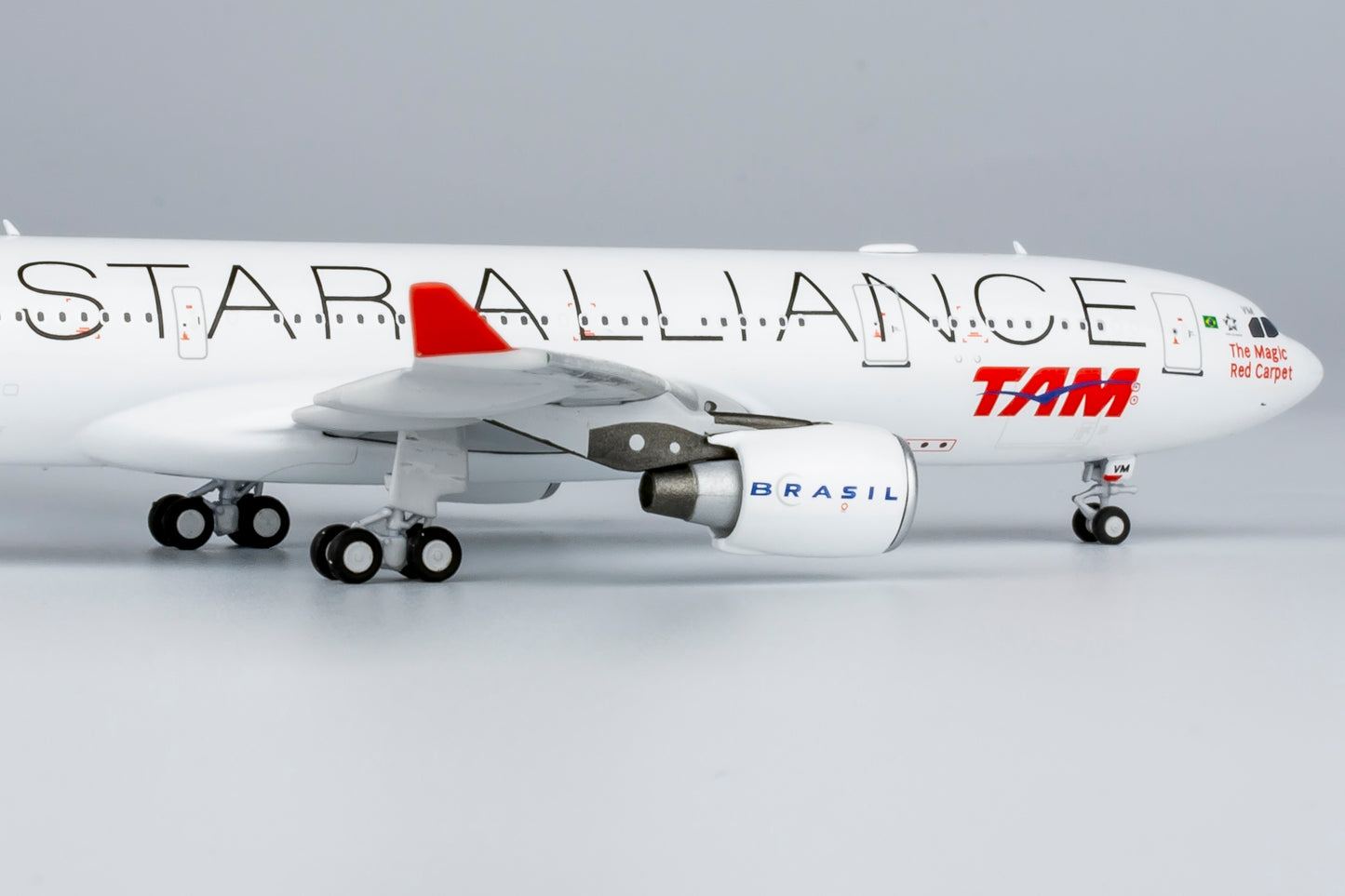 1:400 TAM Linhas Aéreas A330-200 "Star Alliance" NG Models