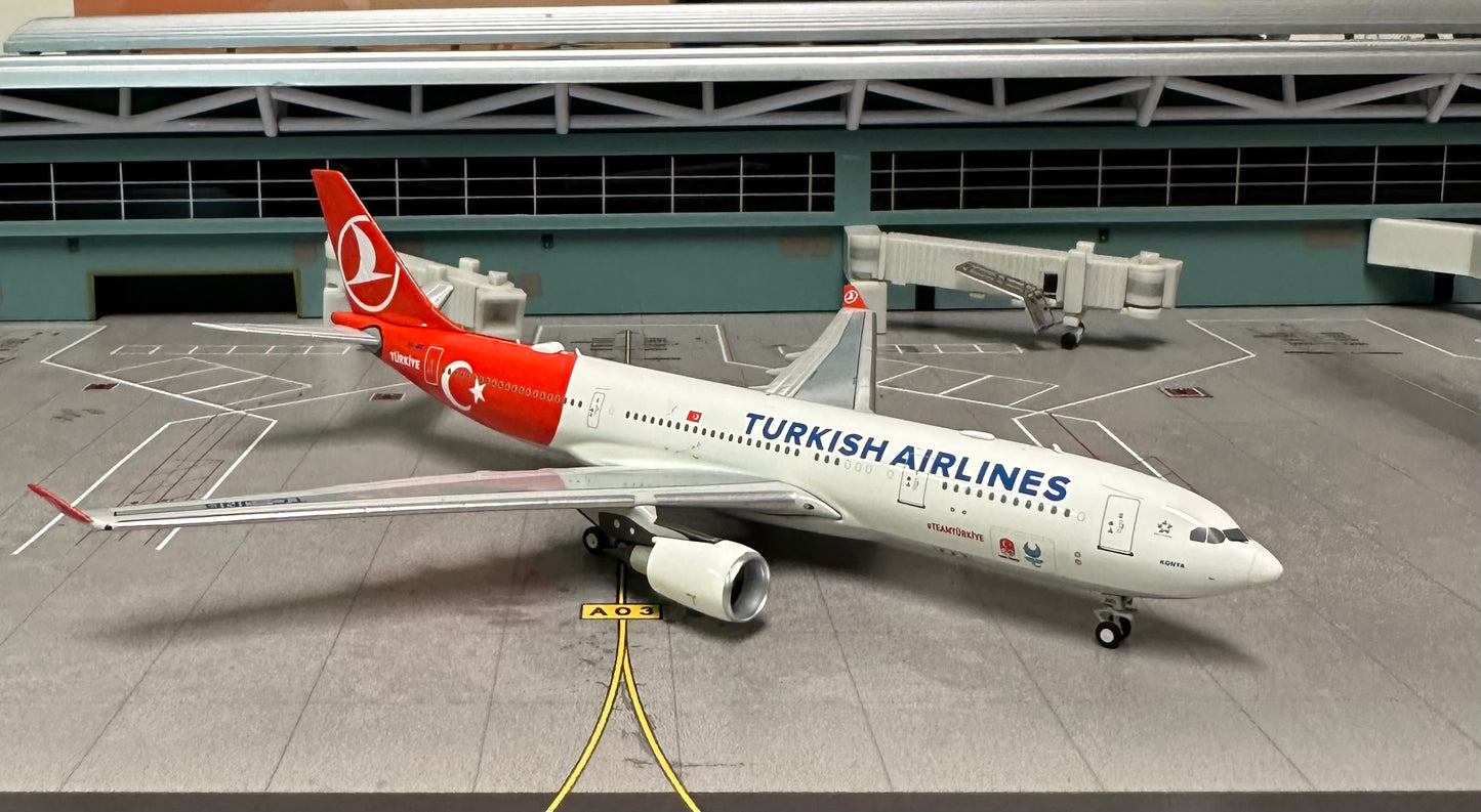 1:400 Turkish Airlines A330-200 "Tokyo 2020" NG Models
