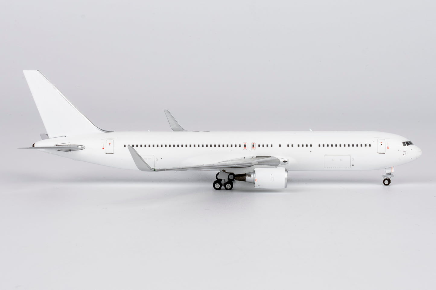 1:400 Blank Model B767-300ER PW Engines NG Models
