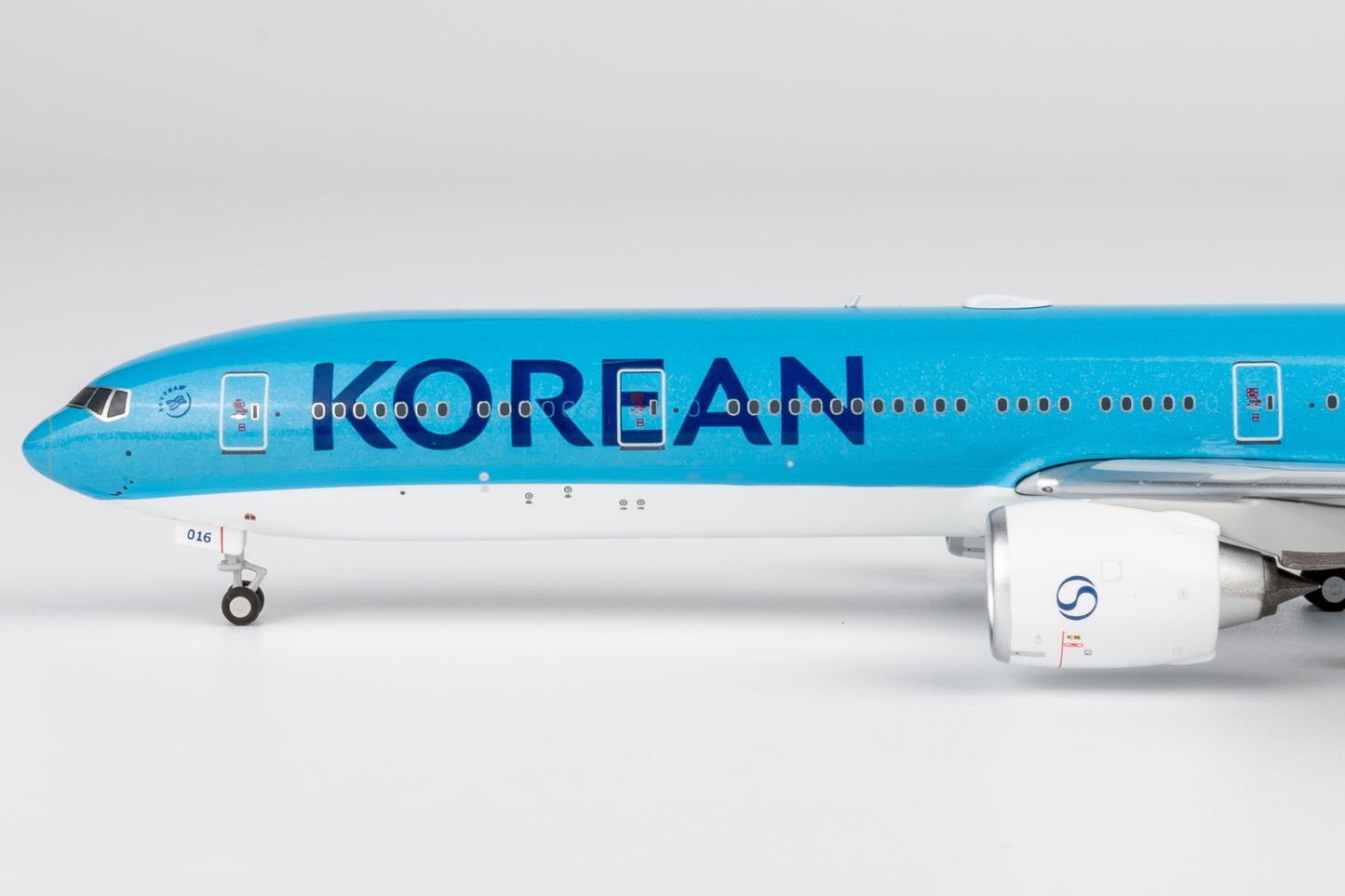 1:400 Korean Air B777-300ER HL2016 BLACKPINK NG Models Ultimate Collection.