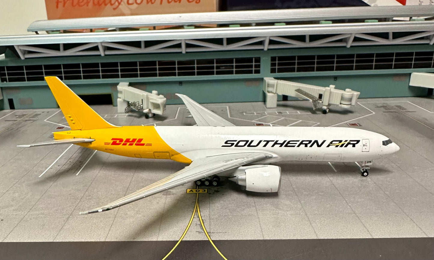 1:400 Southern Air B777-200F Gemini Jets