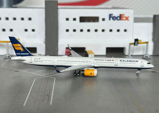 1:400 Icelandair (Fly Khiva) B757-300 TF-FIX “KHIVA Sticker” NG Models