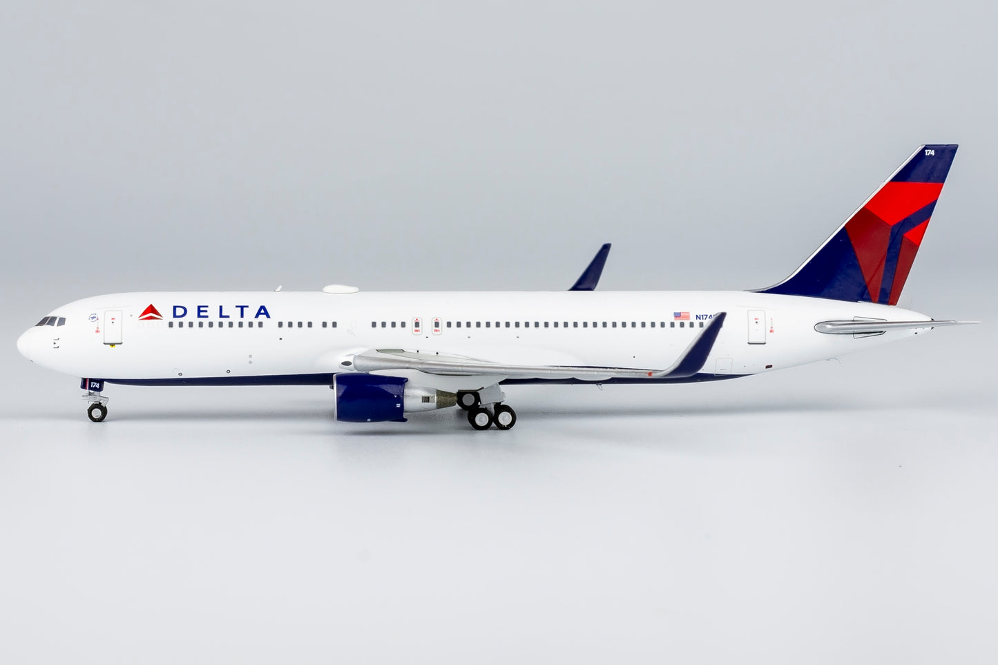 1:400 Delta Air Lines 767-300ER (PW4000 engines) NG Models