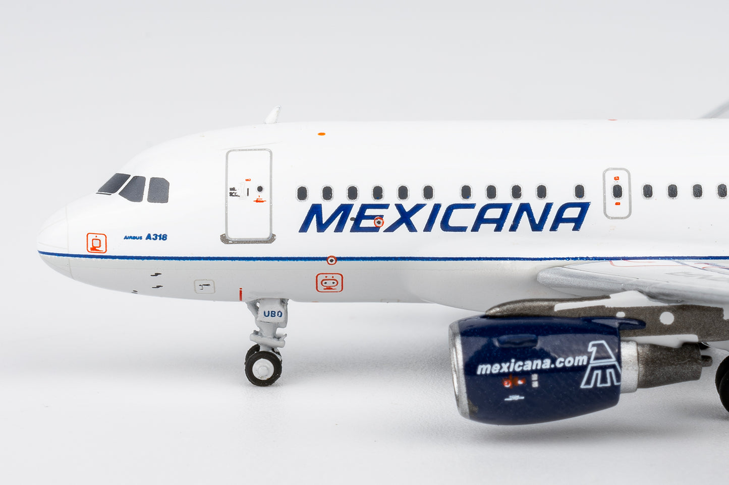 1:400 Mexicana A318-100 XA-UBQ “Old Colors” NG Models