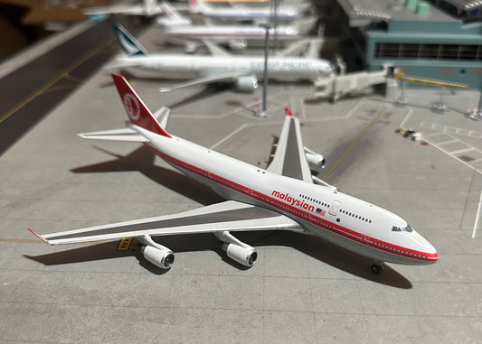 1:400 Malaysian Airlines B747-400 9M-MPP Phoenix Models