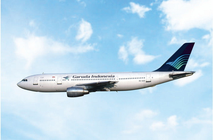 Pre-order 1:400 Garuda Indonesia A300B4-220 PK-GAD Phoenix Models