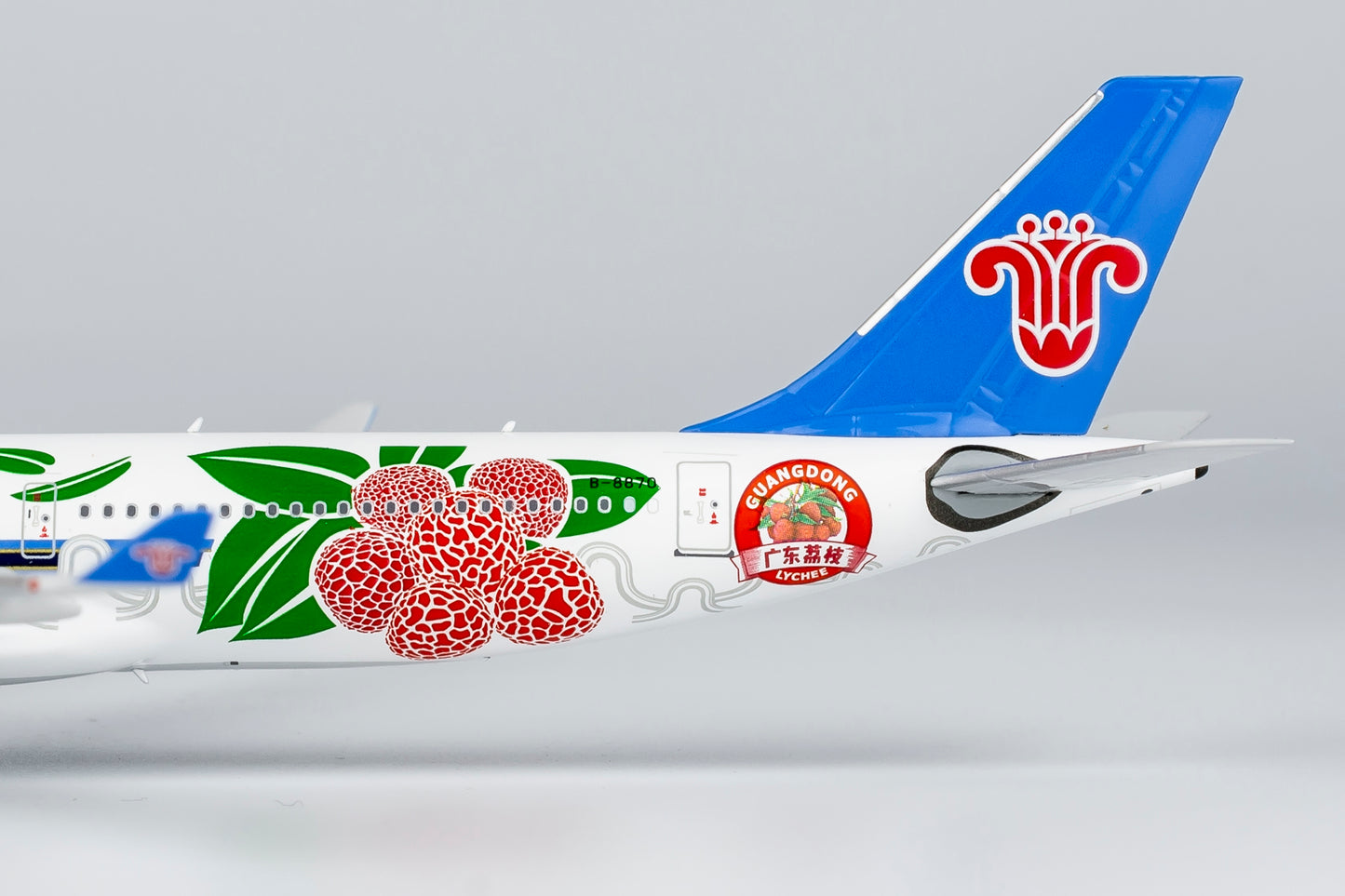 1:400 China Southern Airlines A330-300 (PW engines; Guangdong Lychee) (ULTIMATE COLLECTION) NG Models