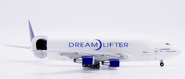Pre-order 1:400 The Boeing Company B747-400LCF “Dreamlifter” JC Wings Interactive Series
