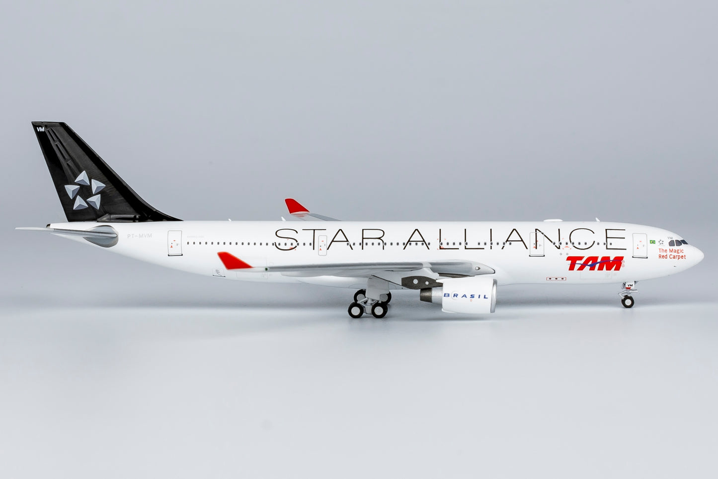 1:400 TAM Linhas Aéreas A330-200 "Star Alliance" NG Models