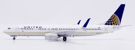 Pre-order 1:200 United Airlines B738-900ER JC Wings