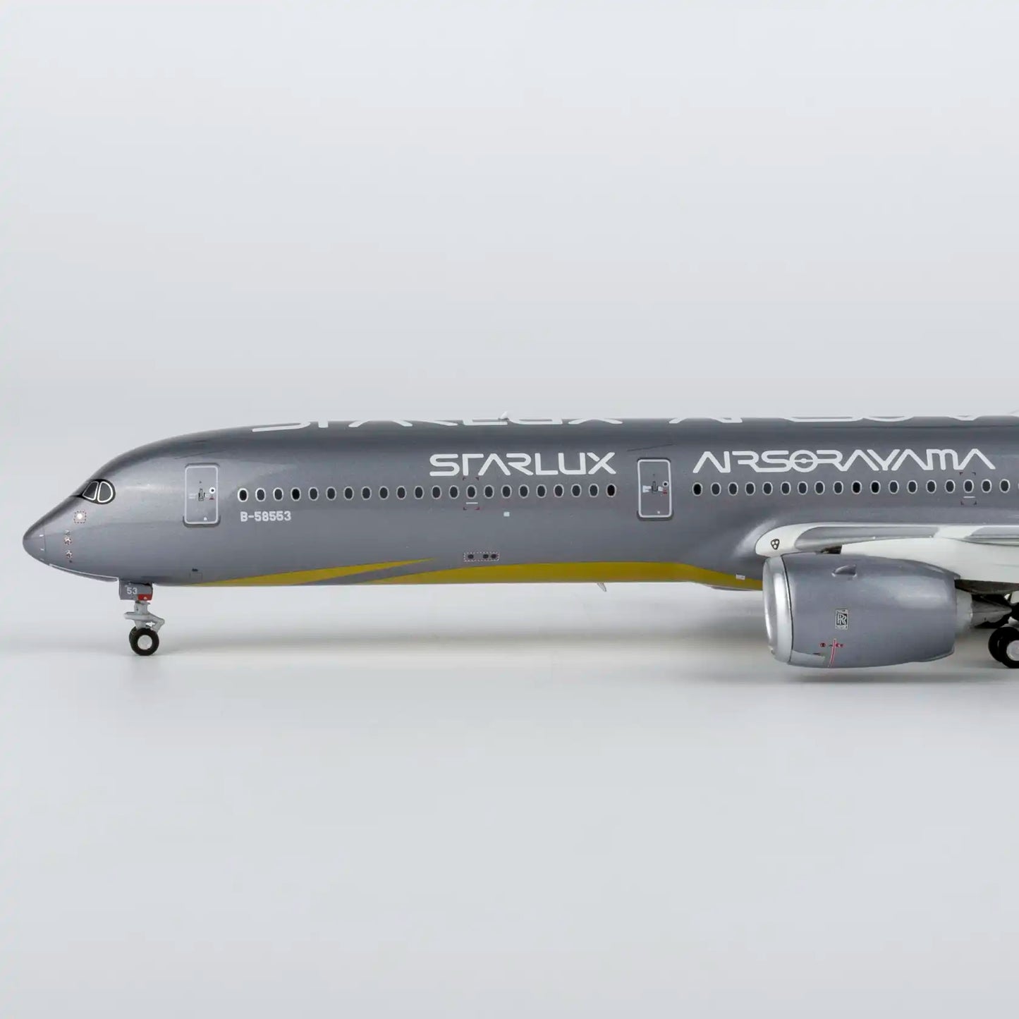 1:400 Starlux A350-1000 “Airsorayama Silver” NG Models Ultimate Collection*