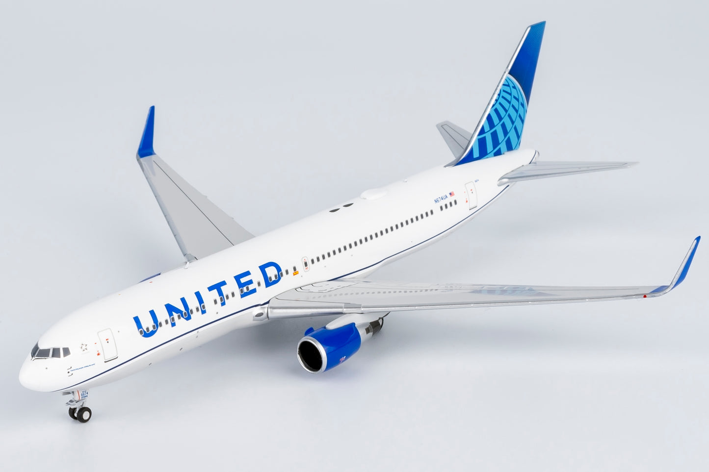 1:400 United Airlines B767-300ER N674UA NG Models