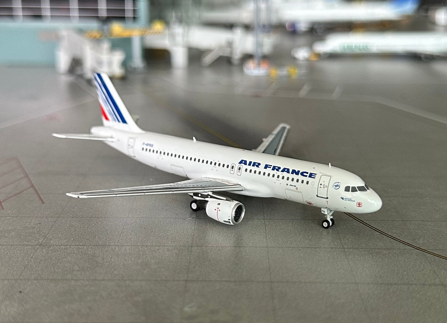 1:400 Air France A320-100 Pandamodel