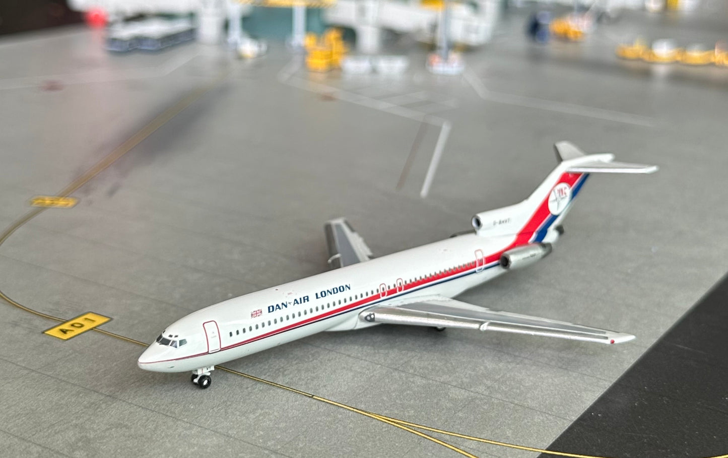 1:400 Dan Air London B727-200 Gemini Jets