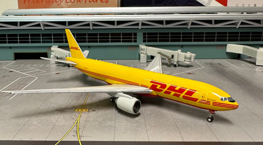 1:400 DHL B777-200F Gemini Jets