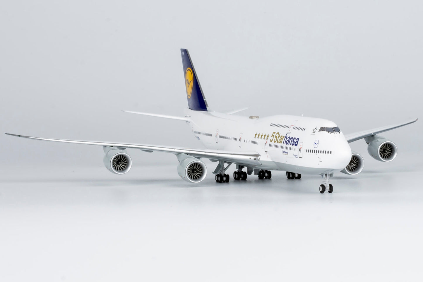 1:400 Lufthansa 747-8 "Starhansa" NG Models