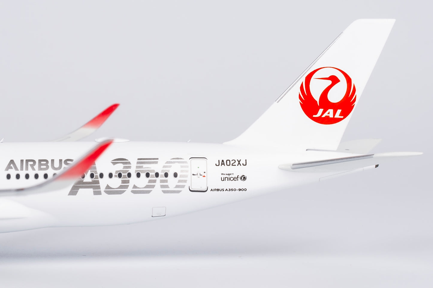 1:400 Japan Airlines A350-900 JA02XJ Silver* NG Models.