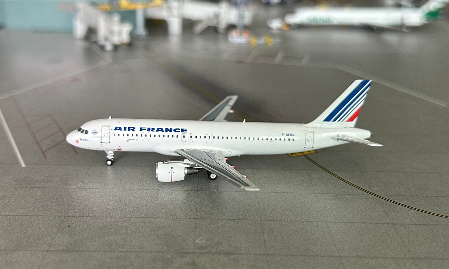 1:400 Air France A320-100 Pandamodel