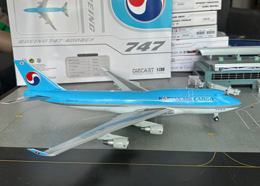 1:200 Korean Air Cargo B747-400BCF JC Wings