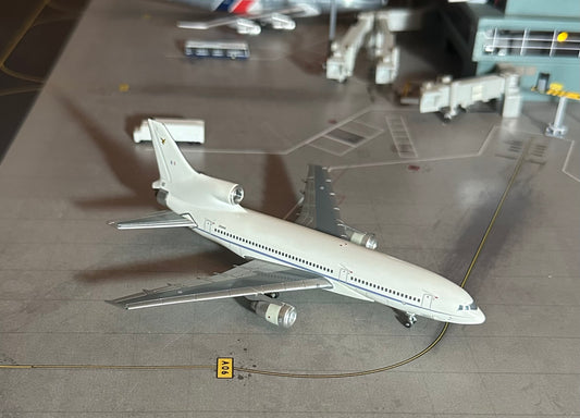 1:400 Royal Air Force Lockheed L-1011 Tristar Jet X