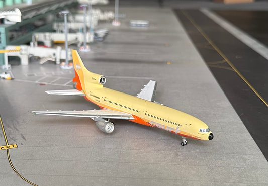 1:400 Courtline Lockheed L-1011 Tristar Yellow Jet X