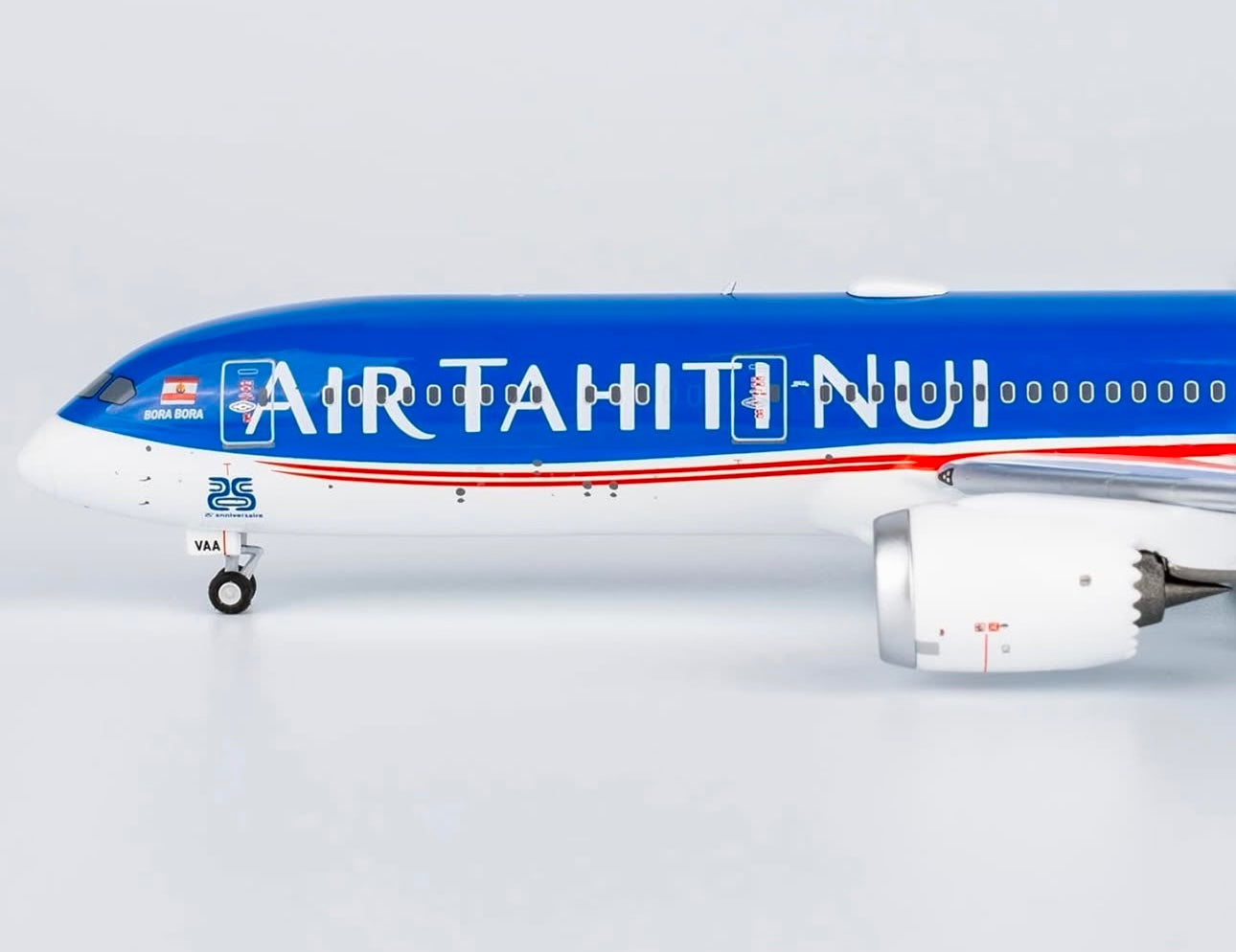 1:400 Air Tahiti Nui B787-9 Dreamliner F-OVAA NG Models