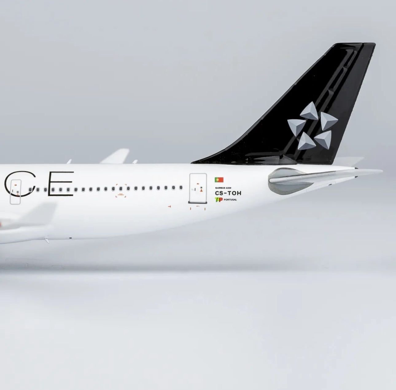 1:400 TAP - Air Portugal A330-200 (Star Alliance) NG Models