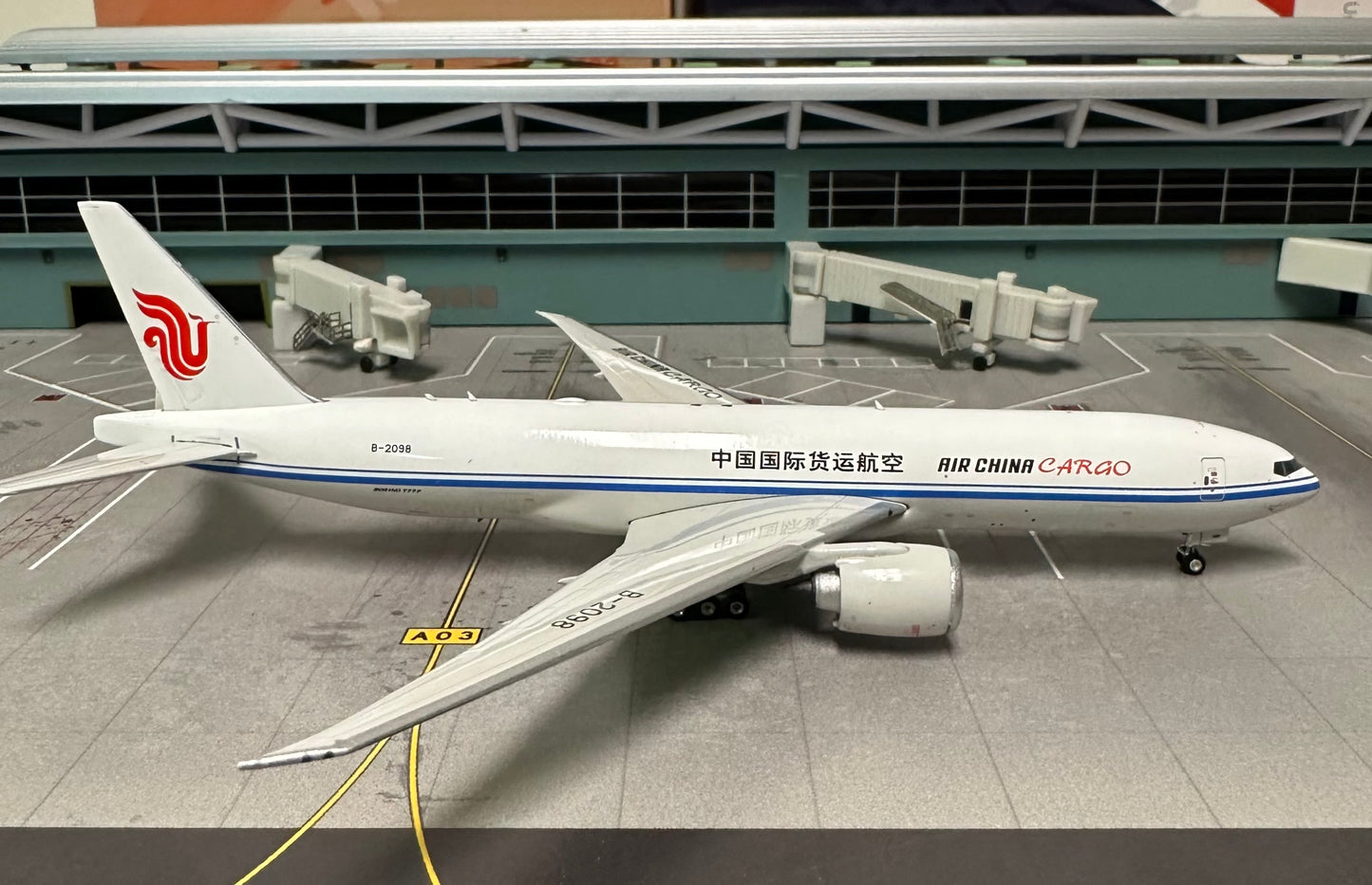 1:400 Air China Cargo B777-200F Phoenix Models