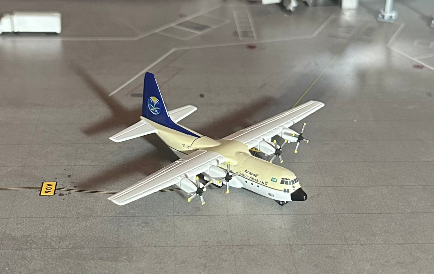 1:400 Saudi Arabian Airlines C130 Hercules Jet X