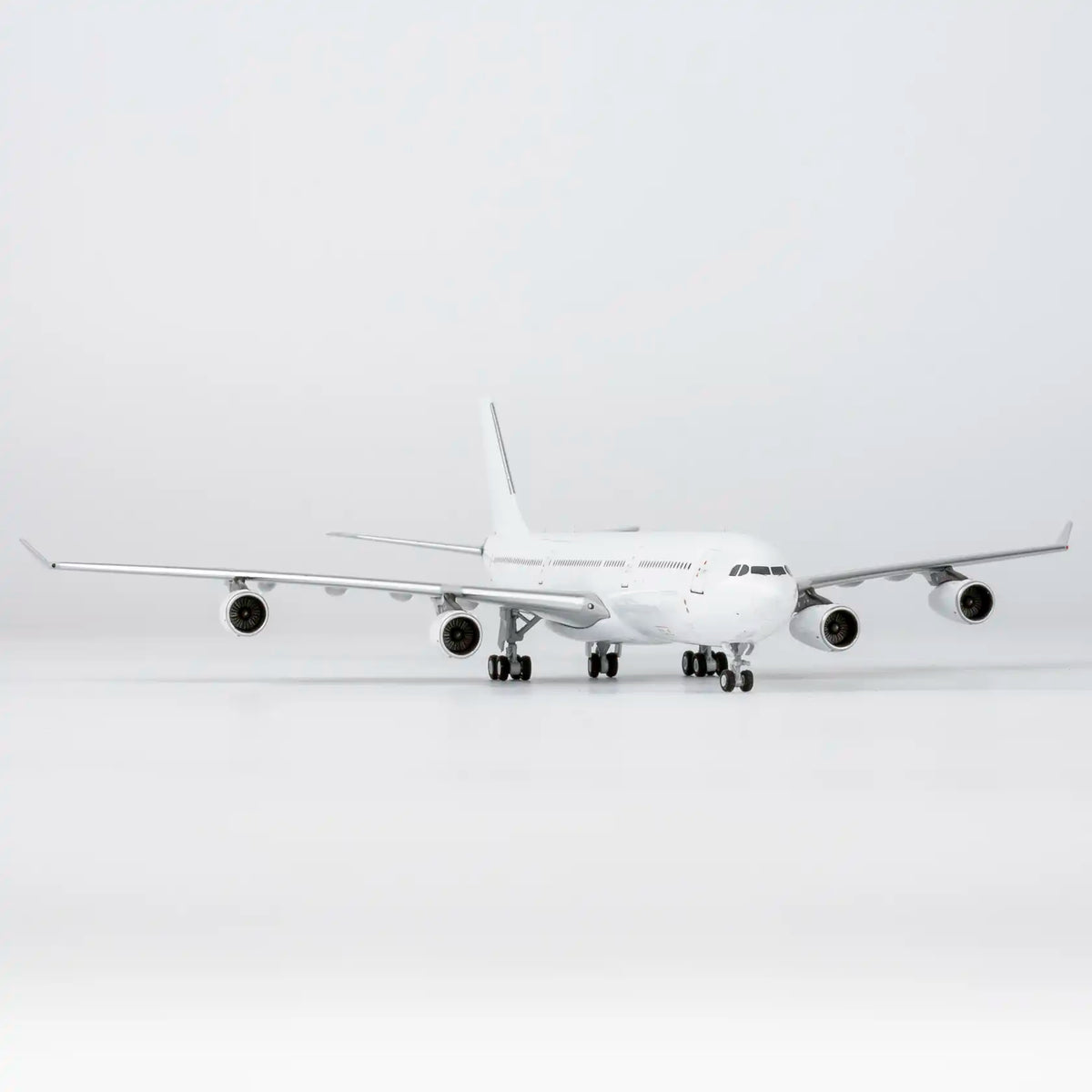 1:400 Blank Model A340-300 NG Models