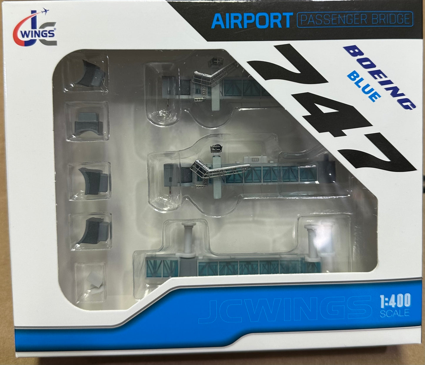 1:400 Airport Passenger Boarding Bridge Set GSE B747 (Blue) JC Wings