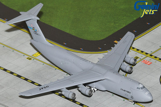 1:400 U.S. Air Force C-5M Super Galaxy "Dover Air Force Base" Gemini Macs