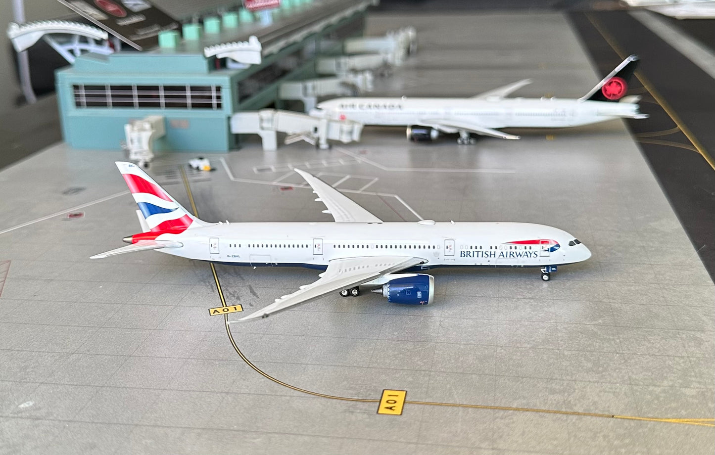 1:400 British Airways B787-9 Dreamliner Phoenix Models