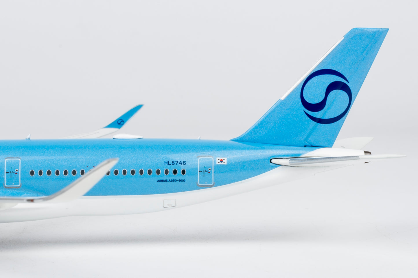 1:400 Korean Air A350-900 NG Models Ultimate Collection*