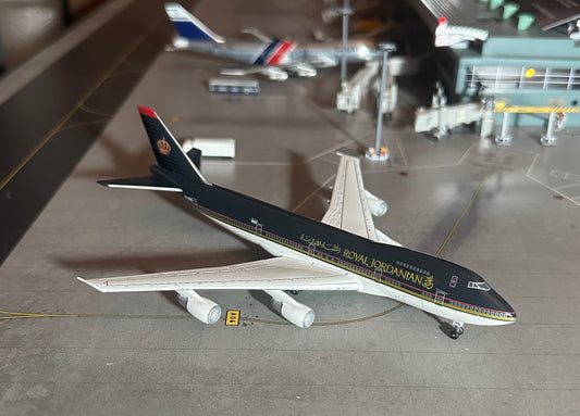 1:400 Royal Jordanian B747-200 Dragon Wings