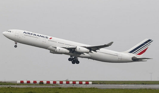 Pre-order 1:400 Air France A340-300 Phoenix Models