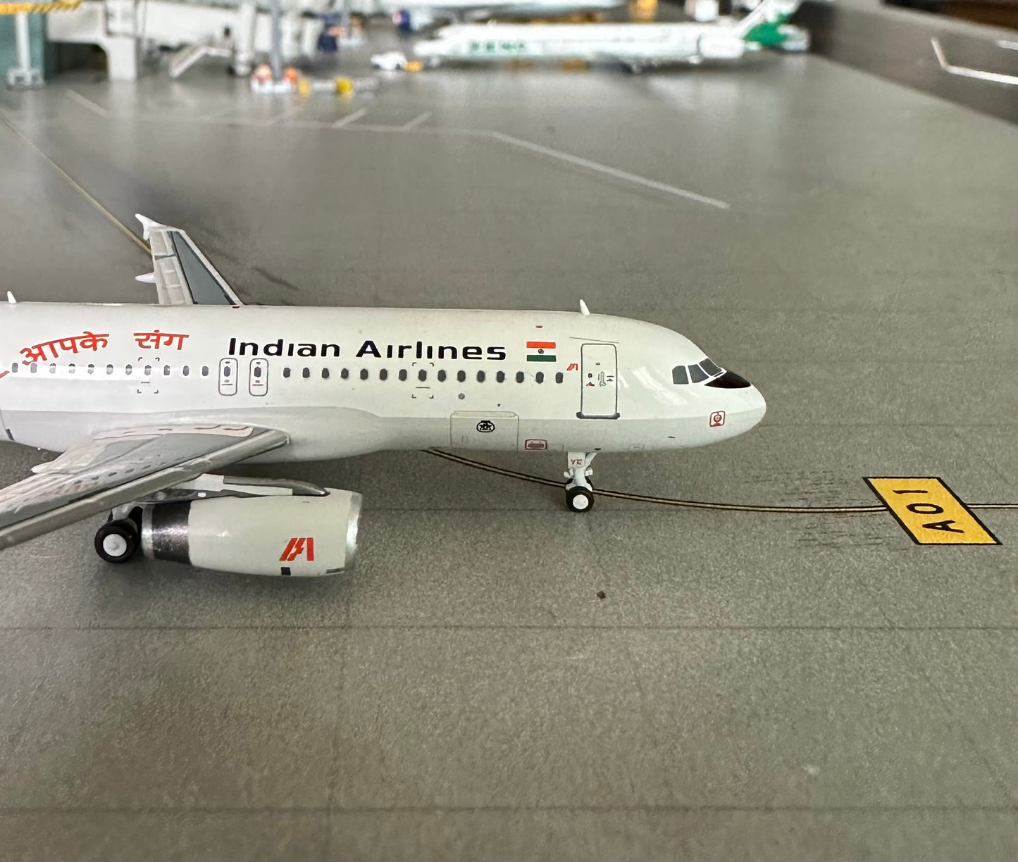 1:400 Indian Airlines A320-200 "50 Years of flying" VT-JETS Pandamodel