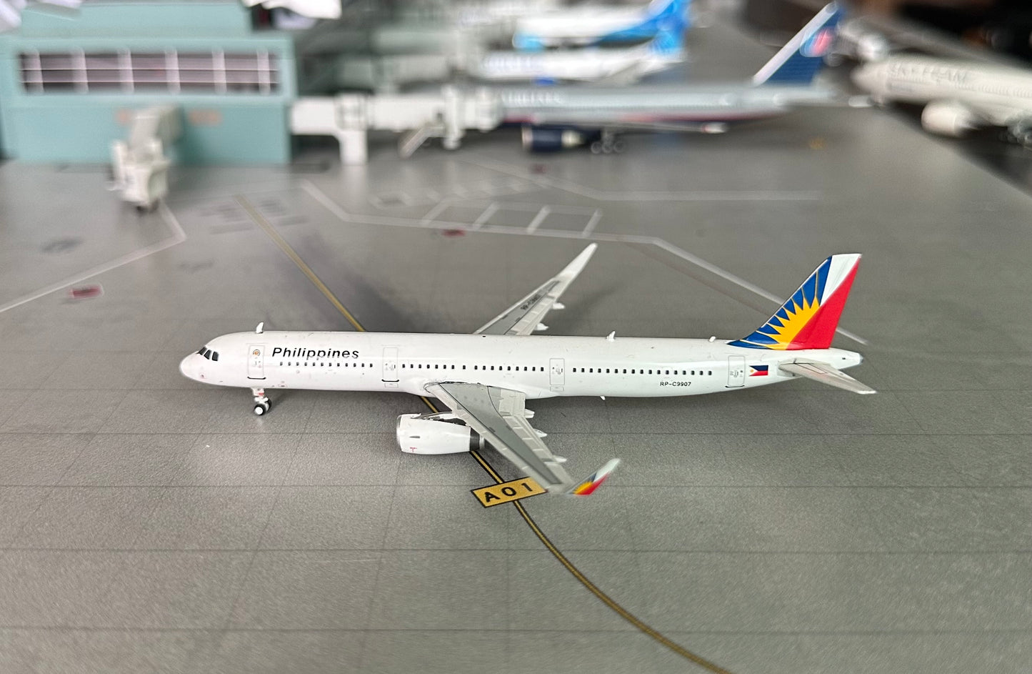 1:400 Philippines Airlines A321-200 Phoenix Models REPAIRED