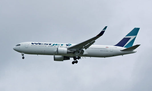 Pre-order 1:400 WestJet B767-300ER Phoenix Models