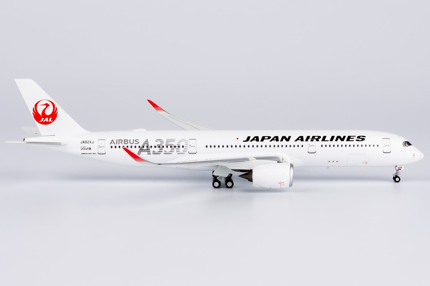 1:400 Japan Airlines A350-900 JA02XJ Silver* NG Models.