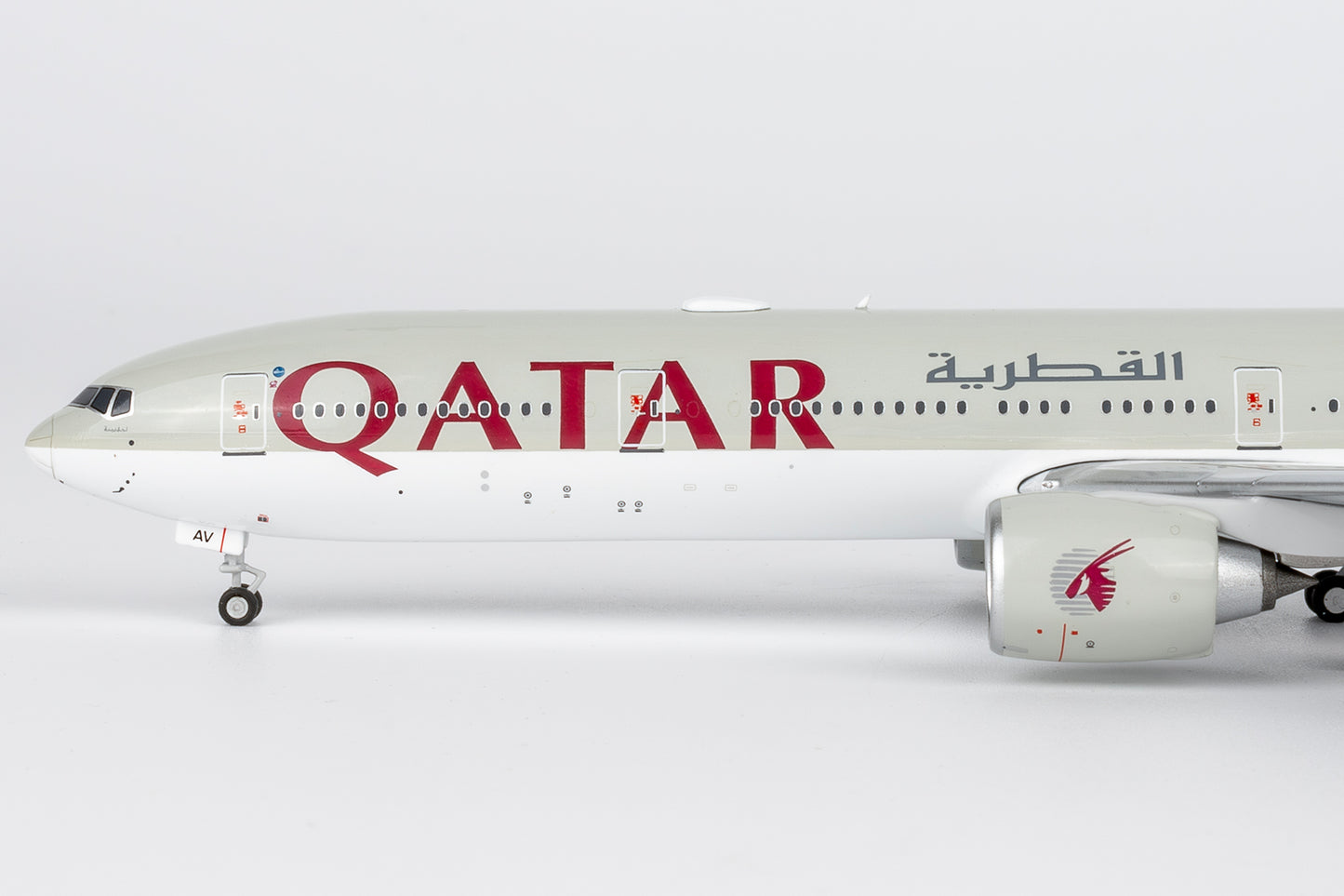 1:400 Qatar Airways B777-300ER A7-BAV NG Models