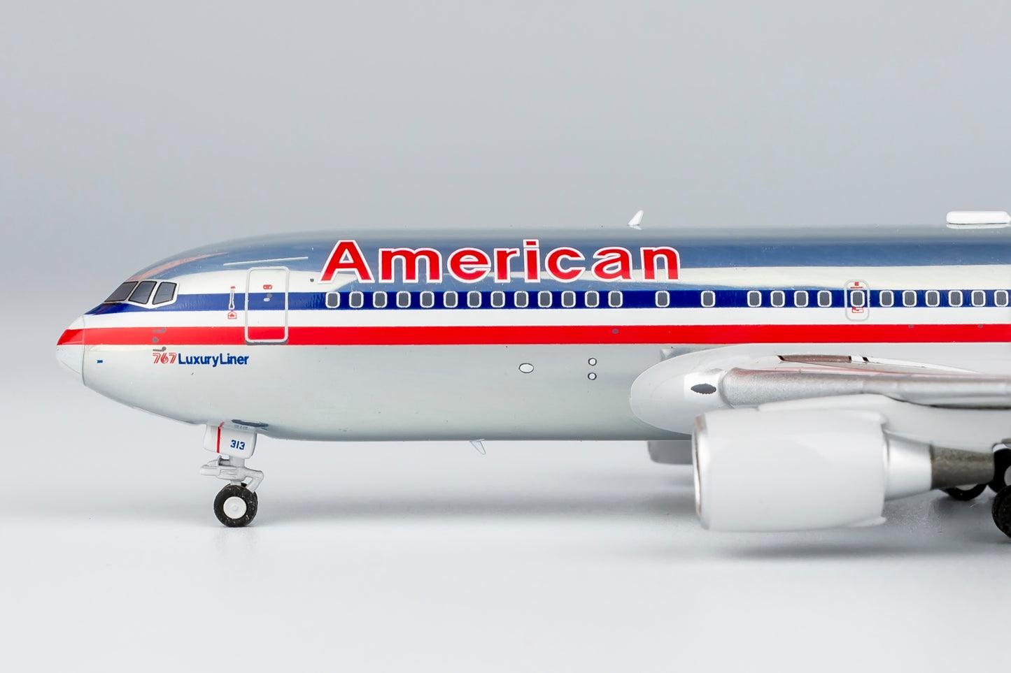 1:400 American Airlines 767-200 (Chrome CF6 engines; 767 Luxury Liner) NG Models