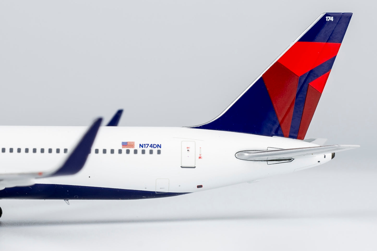 1:400 Delta Air Lines 767-300ER (PW4000 engines) NG Models