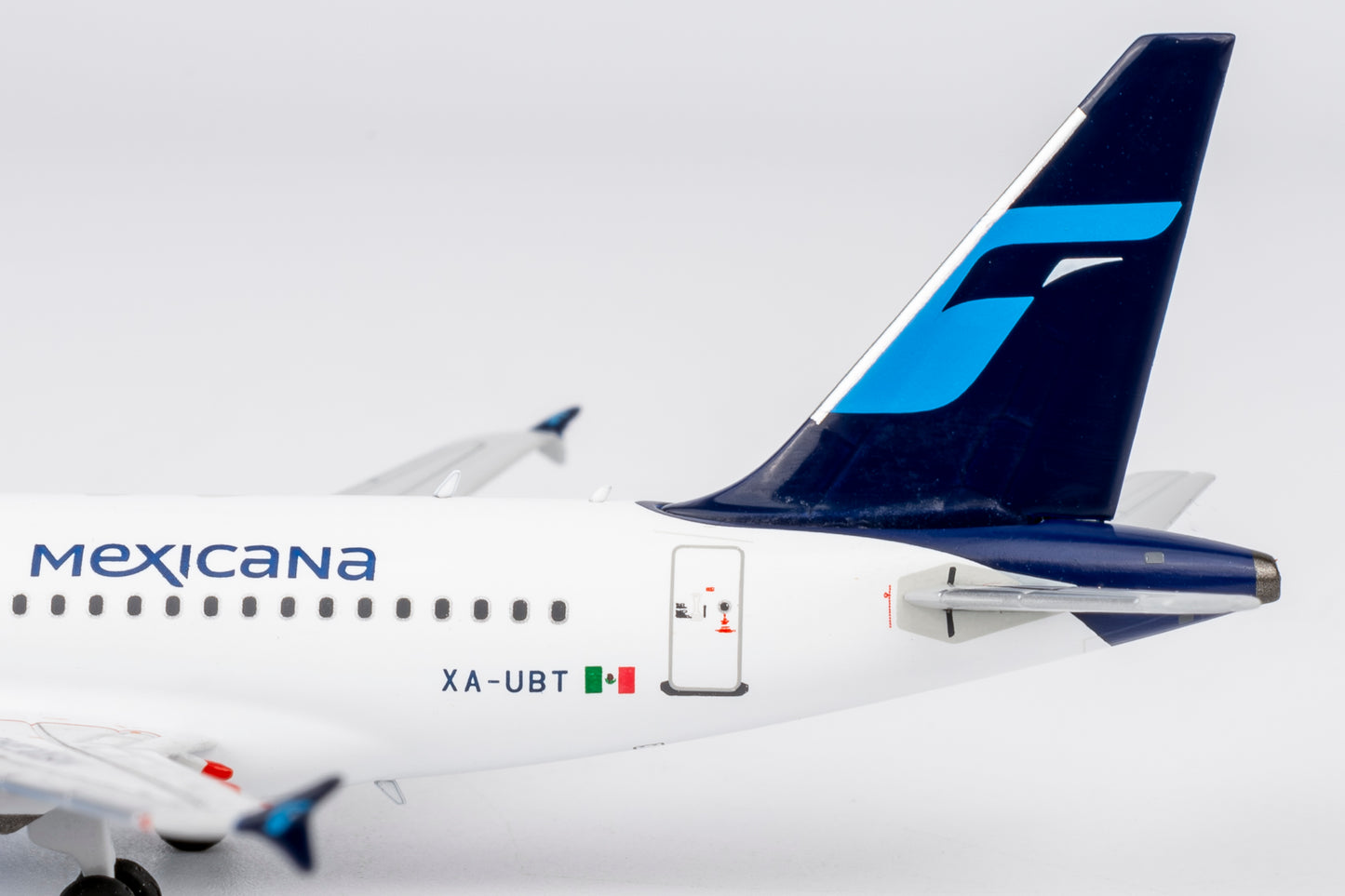 1:400 Mexicana A318-100 XA-UBT NG Models