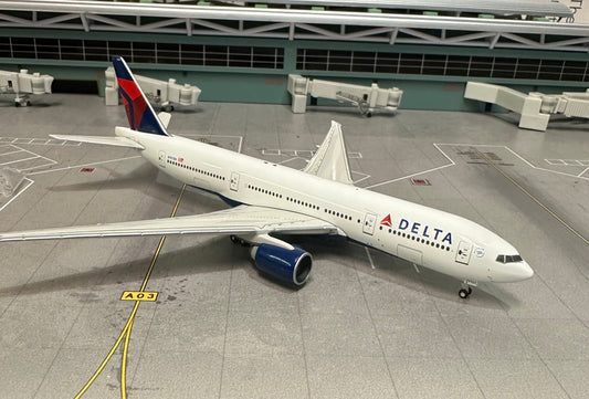 1:400 Delta Air Lines B777-200LR 2007 Release Gemini Jets